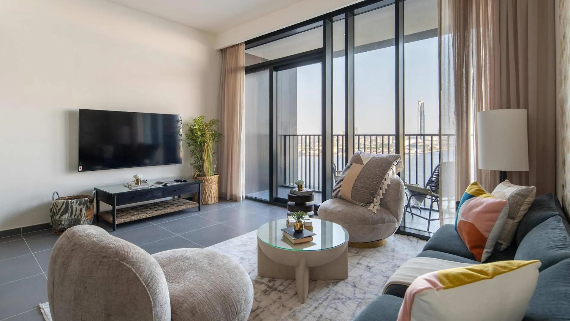 Frank Porter - Creek Edge Tower 1 Dubai Apartment